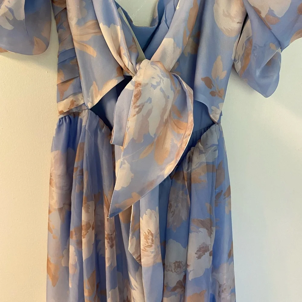 NWT Abercrombie & Fitch Emerson Drama Bow Back Maxi Dress Size XS